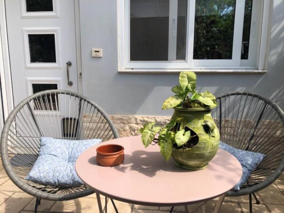Eleni'S Maisonette Kalamata Exteriör bild